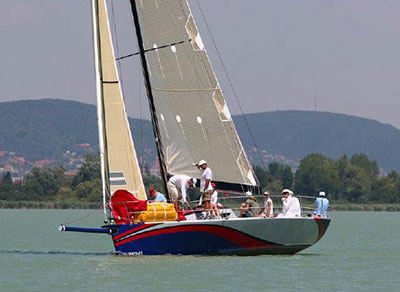 offshore racing boat